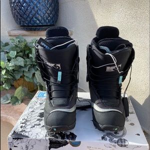 Pristine Burton Axel Snowboard Boots Black, Gray